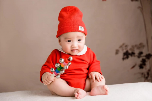 渠县宝宝吐奶瓣是什么原因